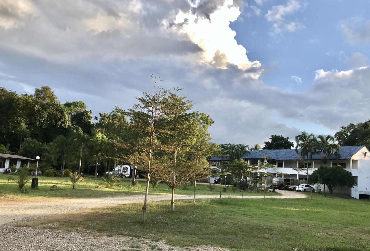 น่าน ม่วนใจ Nan Muanjai Hotel Pua Luaran gambar